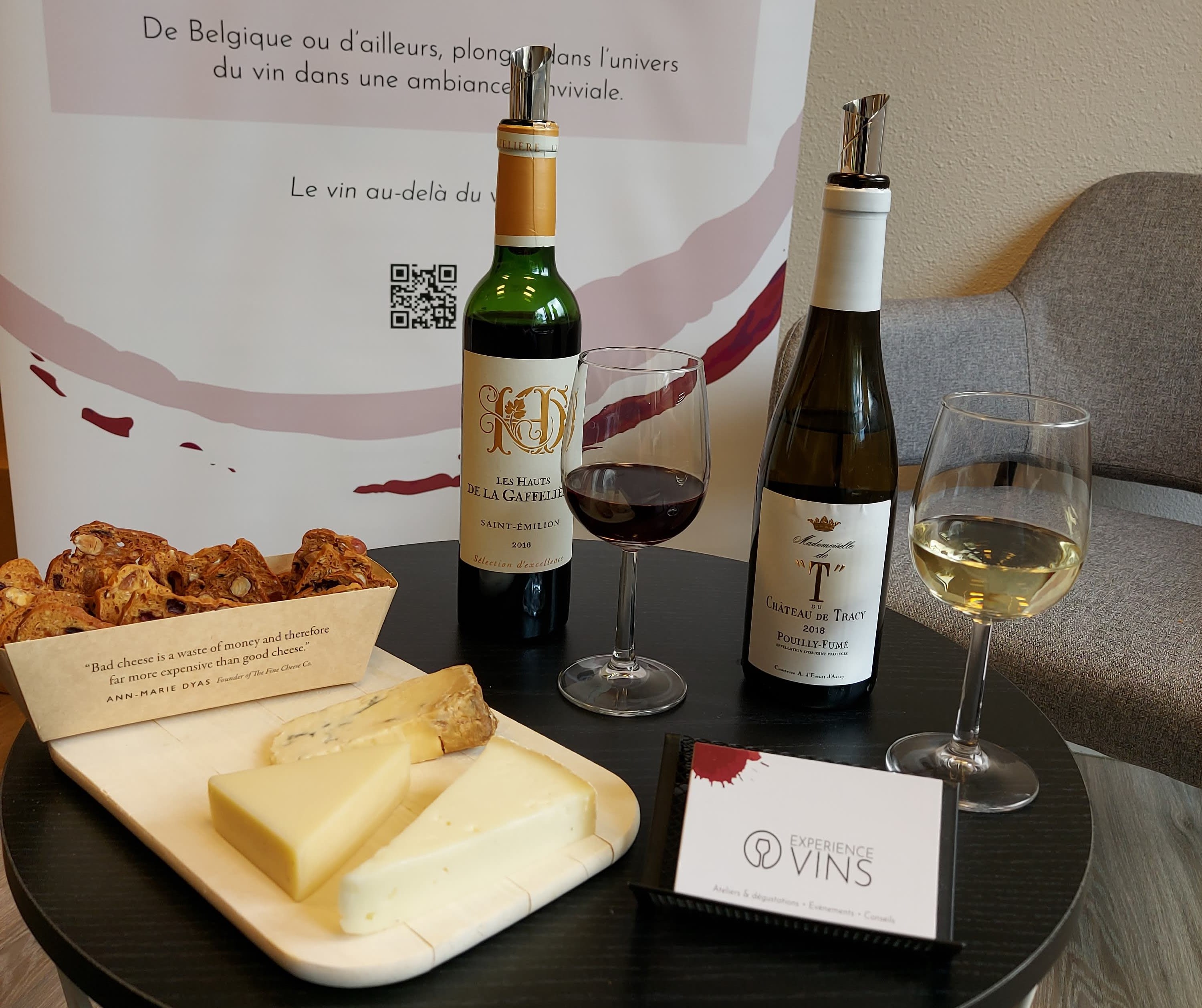 Atelier de dégustation de vins français avec bouchées en accord avec Experience Vins